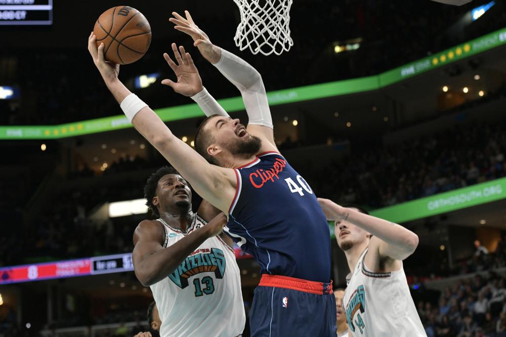 动作吸引防 动作吸引防