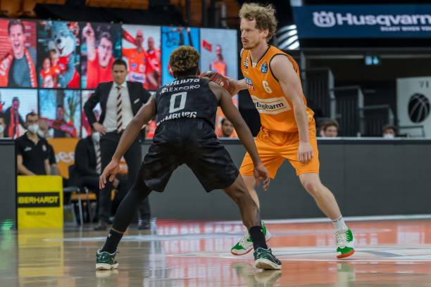 我们可以更 我们可以更