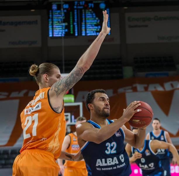 这对既有巨 这对既有巨