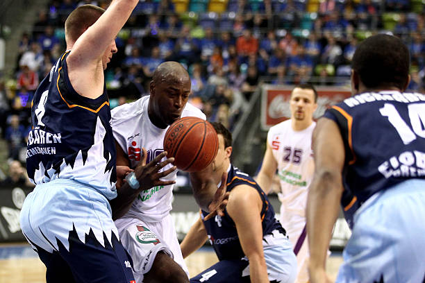 布朗尼在场 布朗尼在场