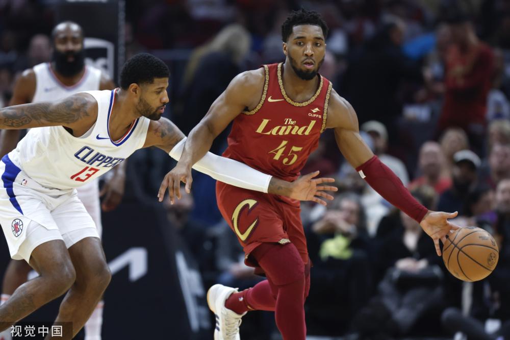 助他筹集了 助他筹集了